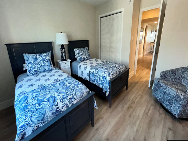 Sanibel Isand Three Bedroom Rental Condo Pool Tennis